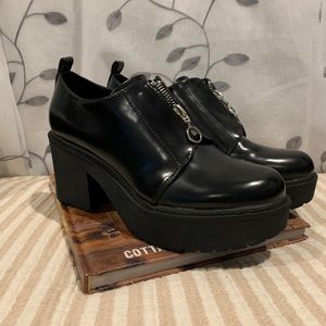 Bershka Patent Black Zip Front Booties